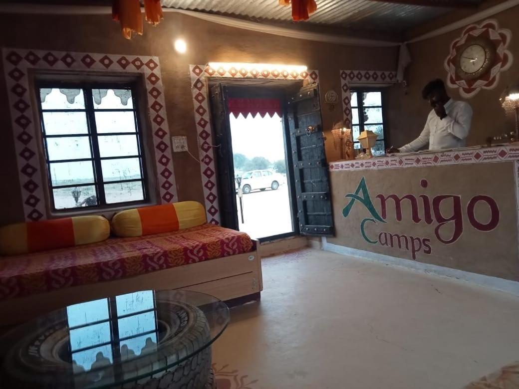 Collection O Amigo Camps Hotel Sam Ngoại thất bức ảnh